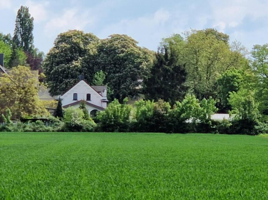 Historische Villa Mit Garten, Luxus Meerbusch Buitenkant foto